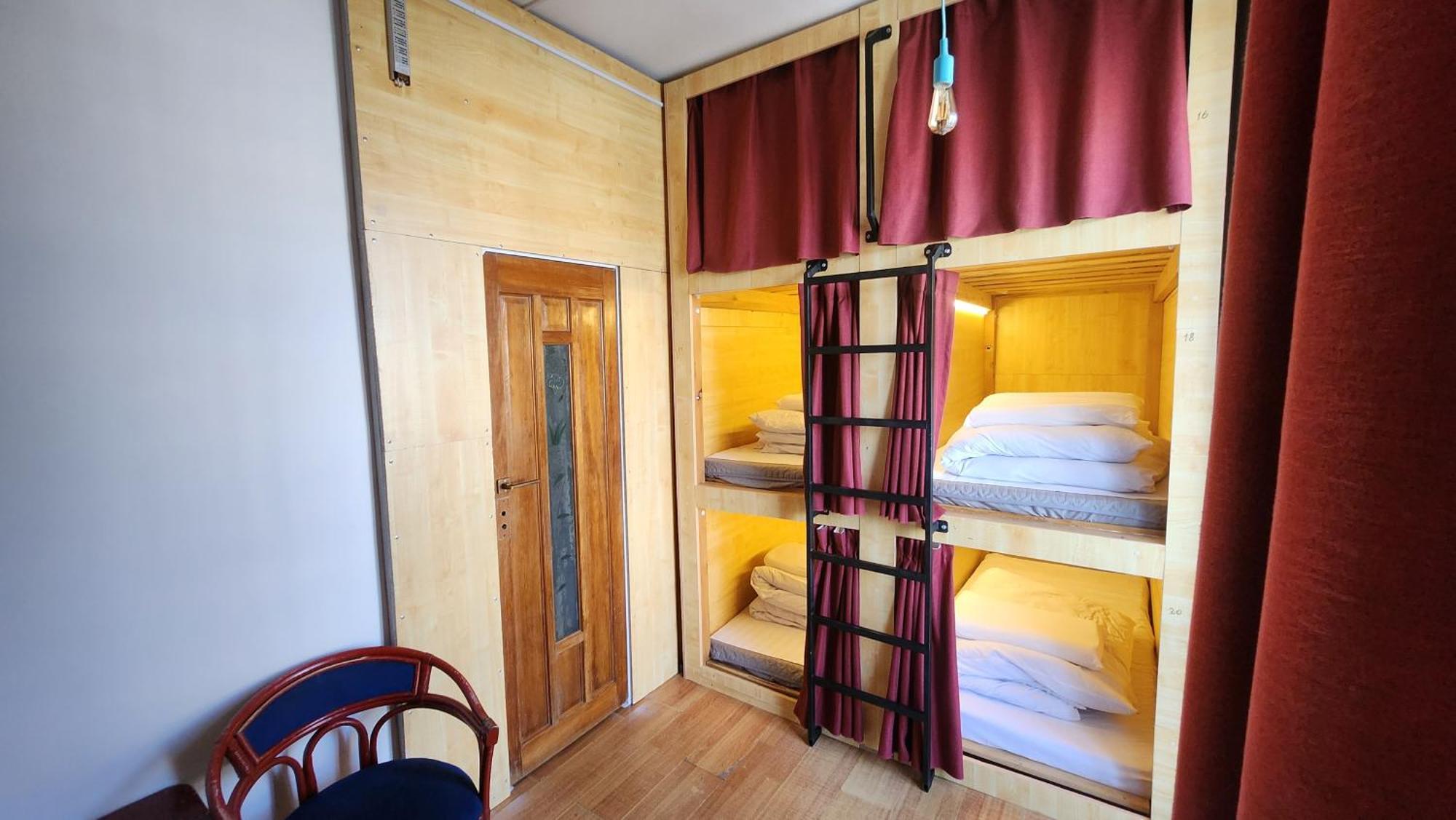 Ulaanbaatar Hostel Ngoại thất bức ảnh